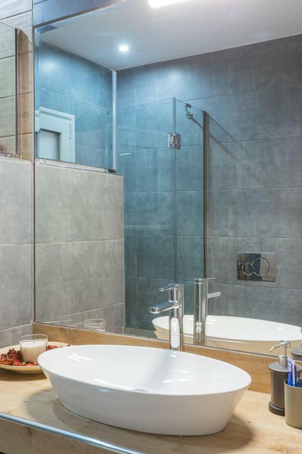 100M2 Luxury Apartment In The Heart Of Athens - Living Stone Emerald 외부 사진